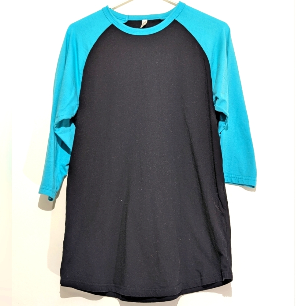 Dr. Dream Color Block Baseball Tee – Black & Purple – 3/4 Sleeve – Used